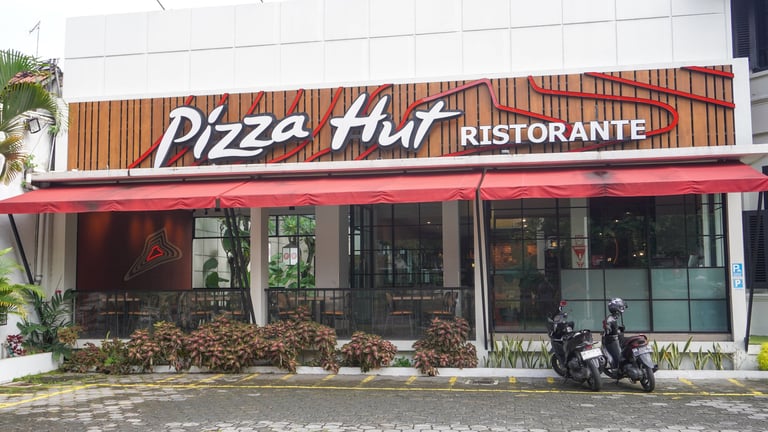 Personal Pan Super Supreme Pizza